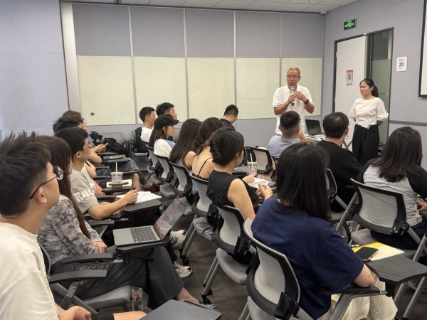 天织股票配资 互联网平台应用大模型技术预警挽救轻生者 远程心理危机干预降低短期风险