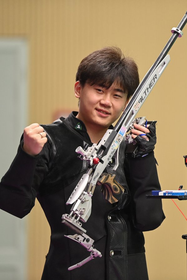 九龙配资 碾压夺冠 奥运冠军刘宇坤全运射击超世界纪录摘金